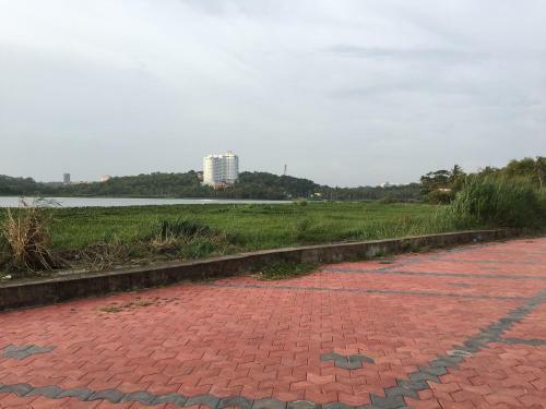 Hostal Rams Guest House Near Kims Hospital