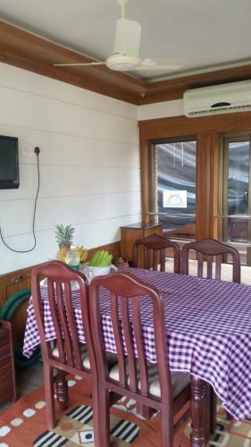 Kuttanaad Houseboats