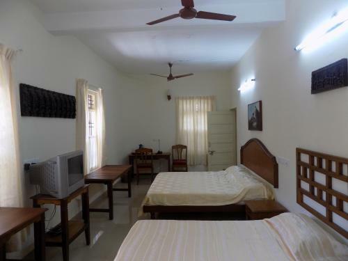 Hotel Safire Residency