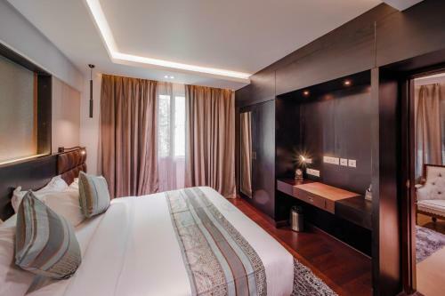 Hotel Ambara Suites