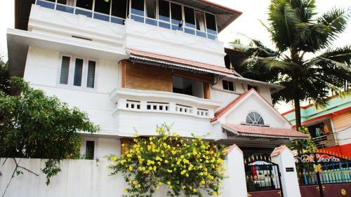 Freeland Homestay AC & Non AC Rooms