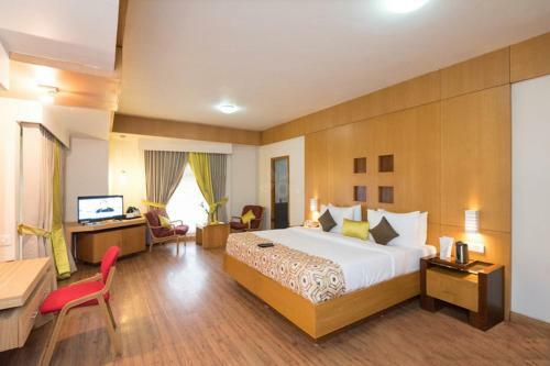 Hotel Meadows Residency