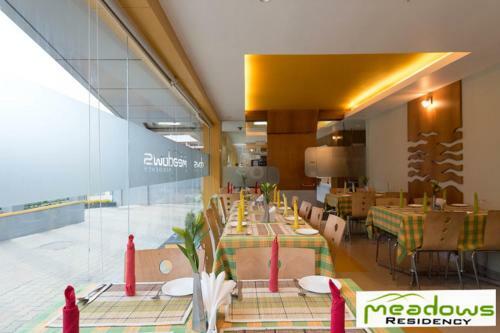 Hotel Meadows Residency