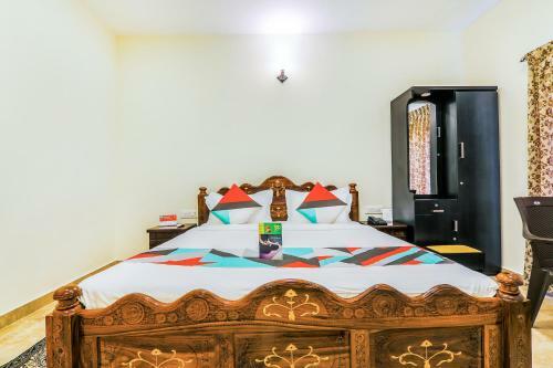 Fabexpress Royal Hideway Resort