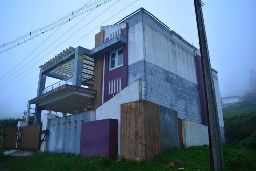 Bed & Breakfast The Conerstayz