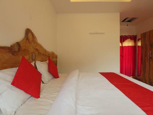 Hostal Sunset Valley Holiday Inn