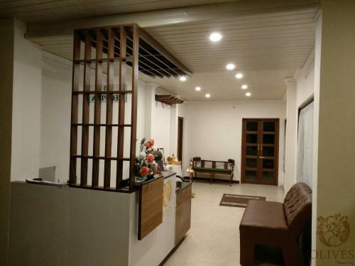 Hotel Olives Pleasant Stays