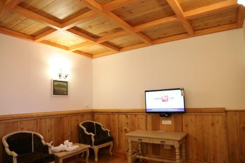 Hotel Vinnca West Downs Heritage Resort