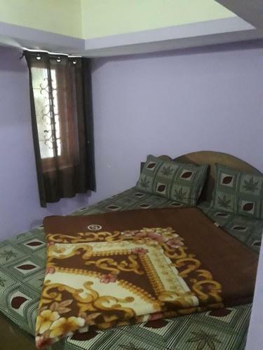 Hill Inn Rooms & Cottage