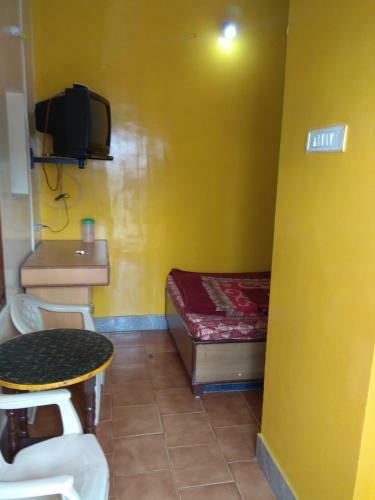 Hill Inn Rooms & Cottage