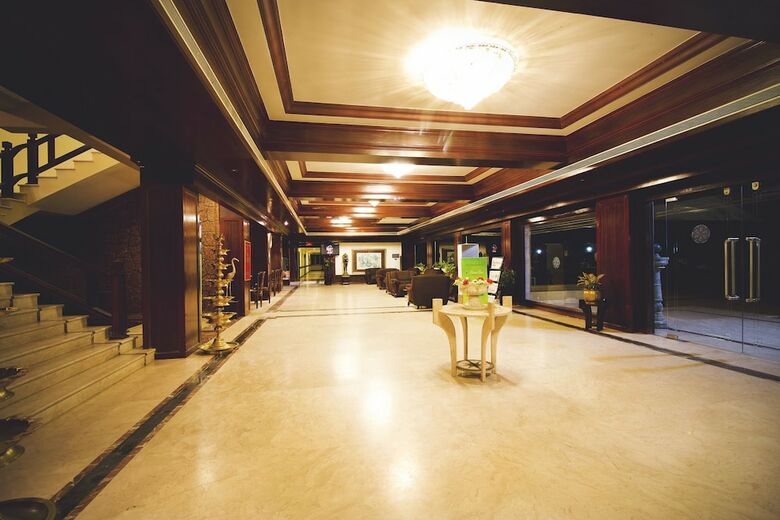 Hotel Paradise Isle Beach Resort