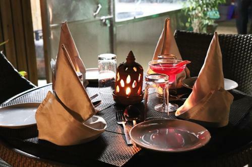 Posada Crimson Park Shree Kanak