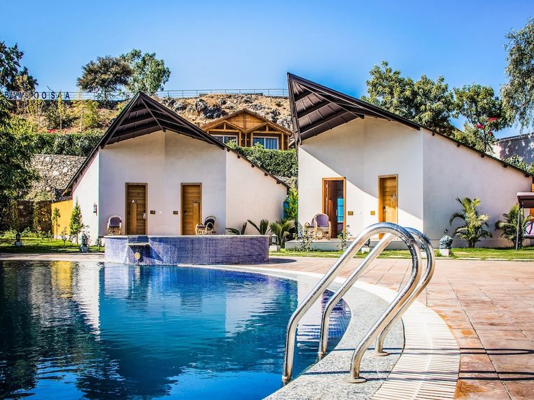 Hotel Bamboo Saa Resort & Spa