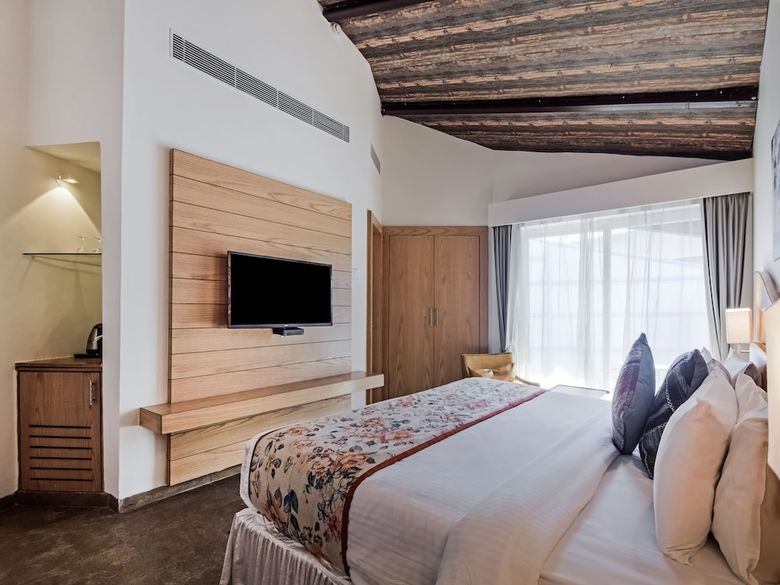 Hotel Bamboo Saa Resort & Spa