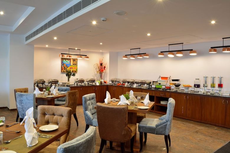 Hotel Bamboo Saa Resort & Spa