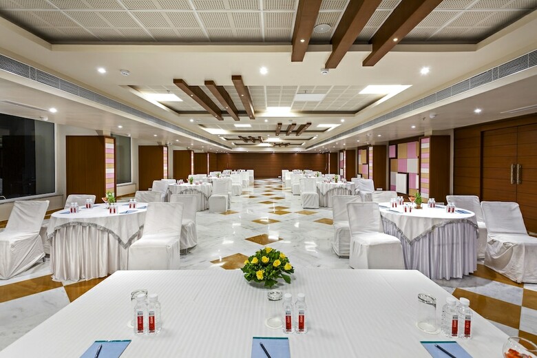 Hotel Justa Sajjangarh Resort & Spa