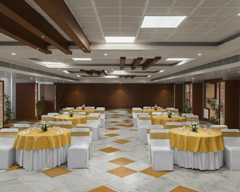 Hotel Justa Sajjangarh Resort & Spa