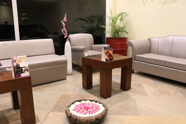 Hotel Justa Sajjangarh Resort & Spa