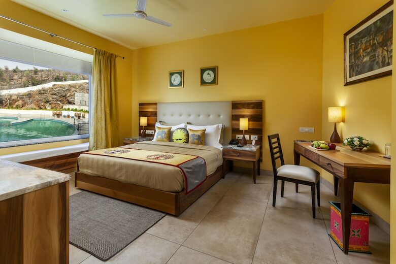 Hotel Justa Sajjangarh Resort & Spa