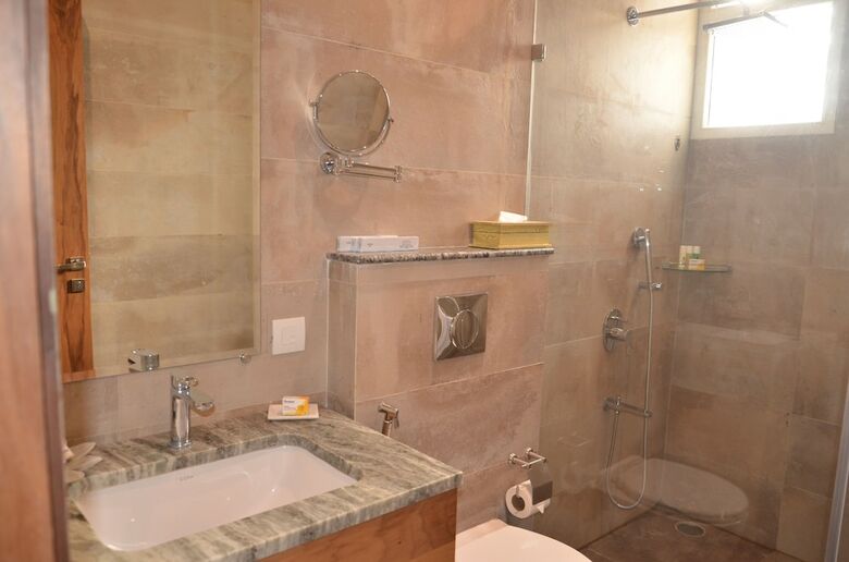 Hotel Justa Sajjangarh Resort & Spa