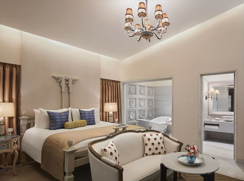Hotel Taj Aravali Resort & Spa