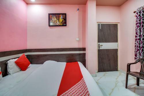 Oyo 35398 Hotel Pearl