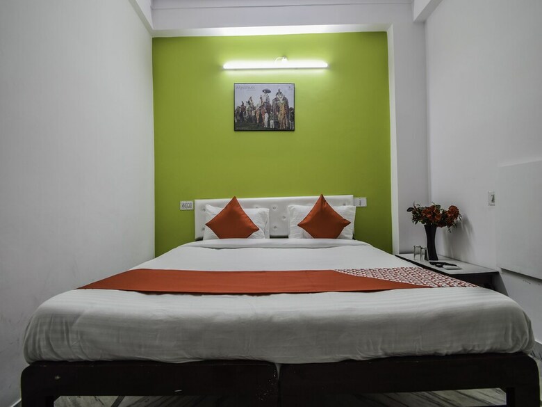 Hotel Fabexpress Mewar Darshan