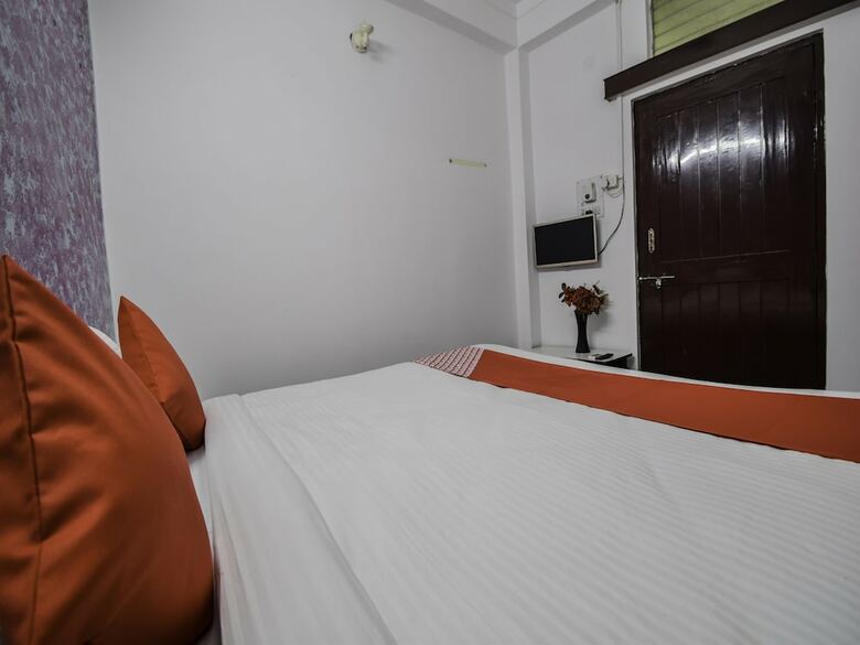 Hotel Fabexpress Mewar Darshan