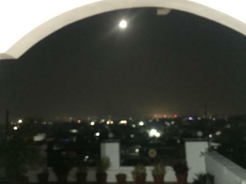 Hotel Shivam Paying Guest House,u