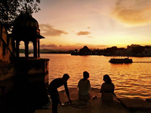 Gypsy Child Lake Hostel Udaipur