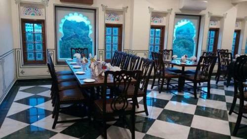 Hotel Aaram Mahal By Pachar Group