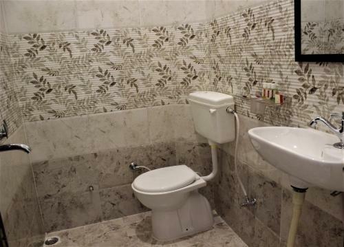 Hostal Rising Shemesh Home Stay