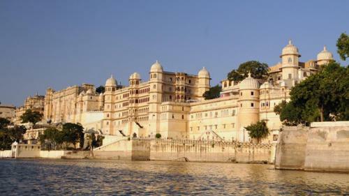 Hotel Gazebo Inn Resort Udaipur