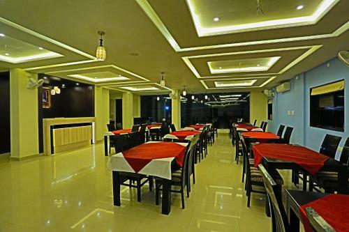 Hotel Suraj Palace