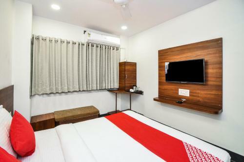 Oyo 23086 Hotel Mayur