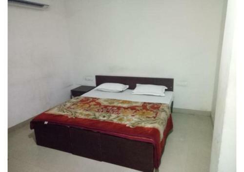 Budget Hotel Near Bus Stand