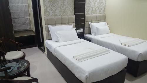 Hotel S L E Residency