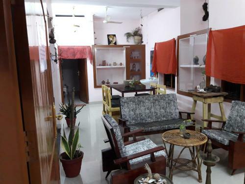 Archana Beach Homestay Varkala