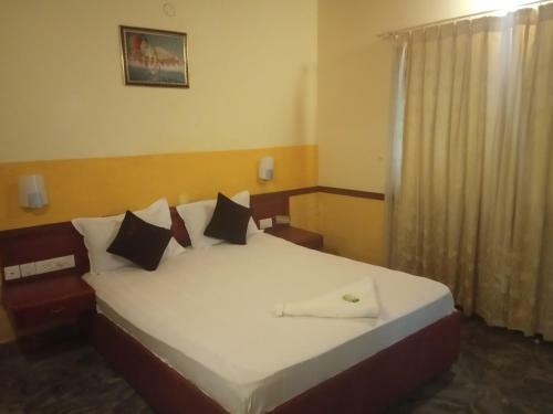 Hotel Sopanam Beach Resort Varkala