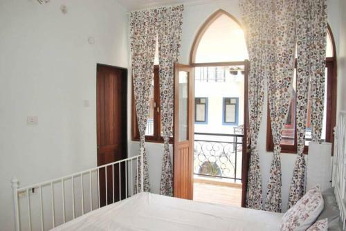 Apartamento Tropical Holiday Home At Varca | Has Swimming Pool