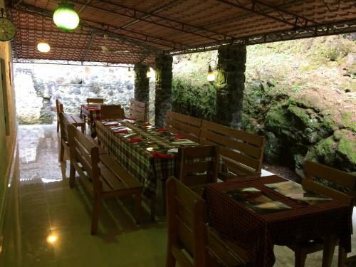 Hotel Cassells Jungle Resorts