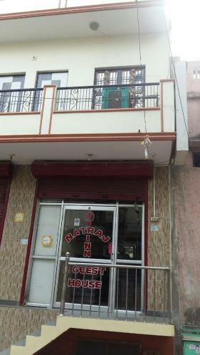 Hostal Oyo 23139 Natraj Inn