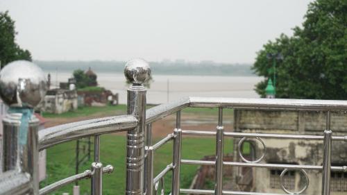 Bed & Breakfast Golden River