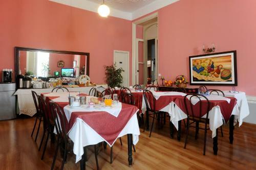 Hostal Central Guest House