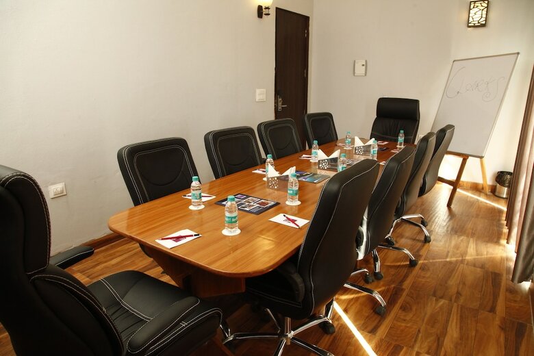 Hotel Anandam Clarks Inn Suites Vrindavan