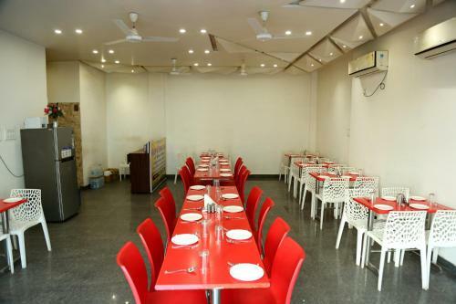 Hotel Shree Ananad Dham