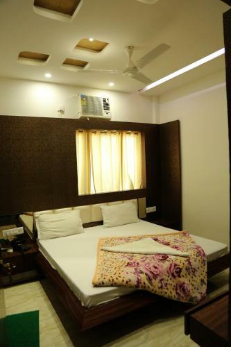 Hotel Shree Ananad Dham