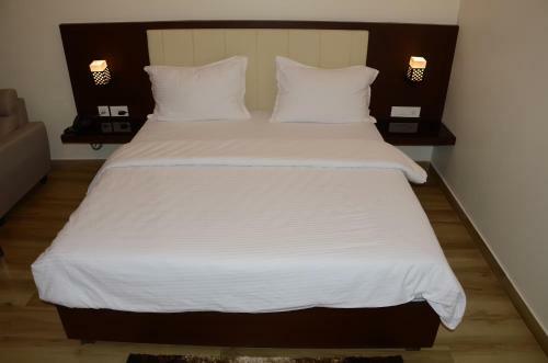 Hotel Karunyaresidency