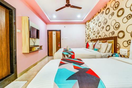 Hotel Fabexpress B Square