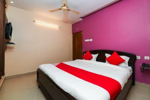 Hotel Oyo 22116 Savera Inn Lodge